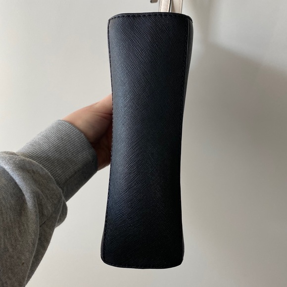 Purse - Picture 4 of 4